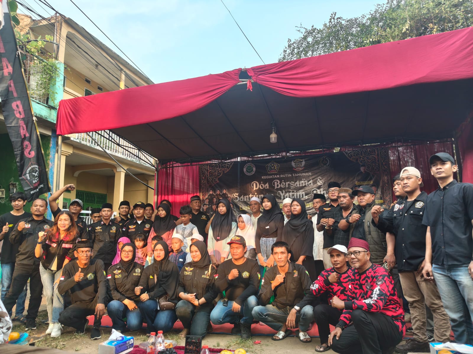 LAPBAS DPAC JOMBANG ADAKAN SANTUNAN ANAK YATIM DAN DO,A BERSAMA